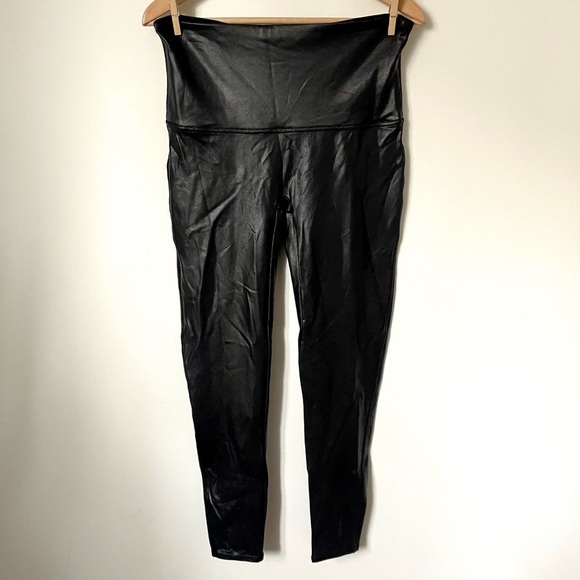 Spanx Faux Leather Leggings Black Size 1X - Picture 4 of 10